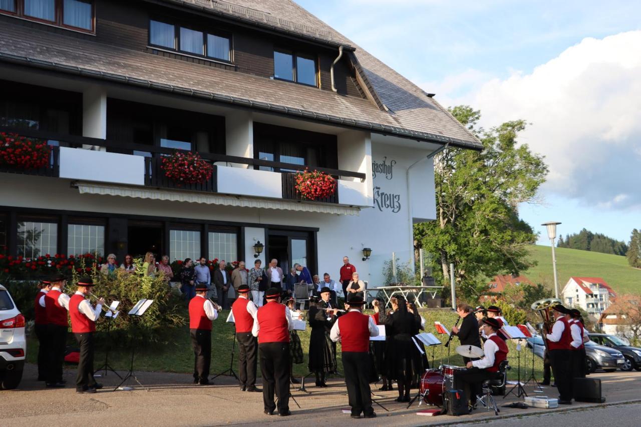 Hotel Kreuz Hoehengasthof Breitnau Buitenkant foto