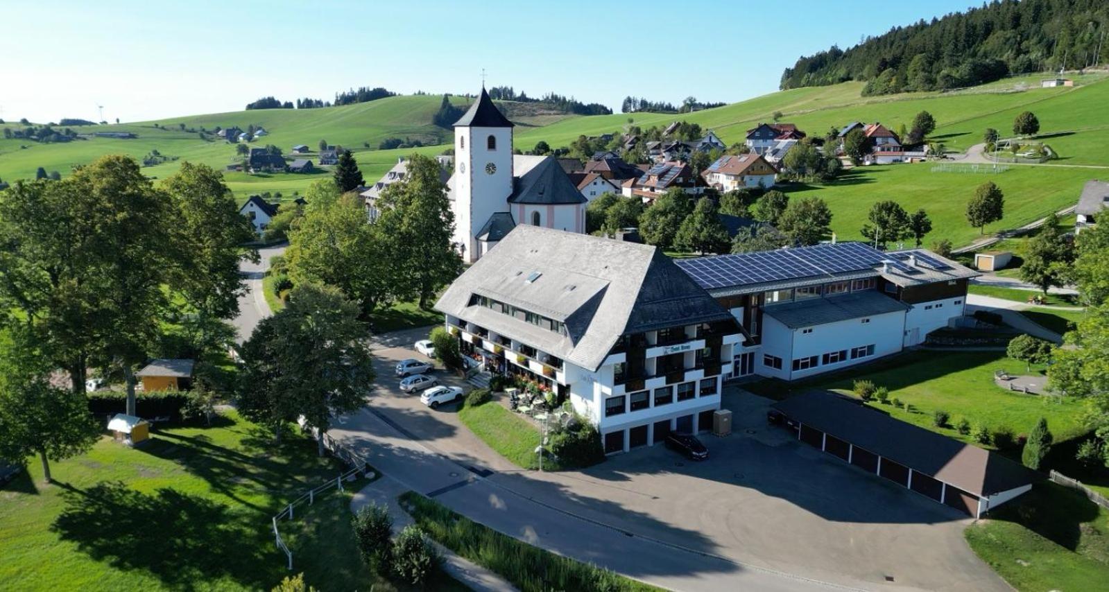 Hotel Kreuz Hoehengasthof Breitnau Buitenkant foto